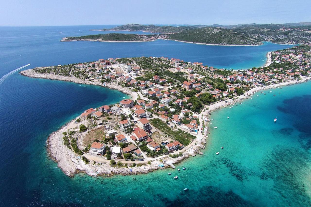Apartments By The Sea Sevid, Trogir - 9468 Eksteriør billede