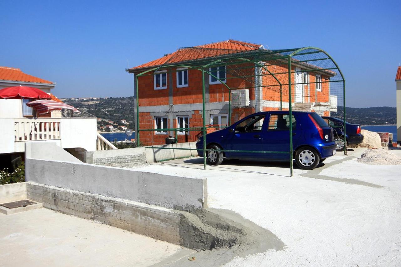Apartments By The Sea Sevid, Trogir - 9468 Eksteriør billede