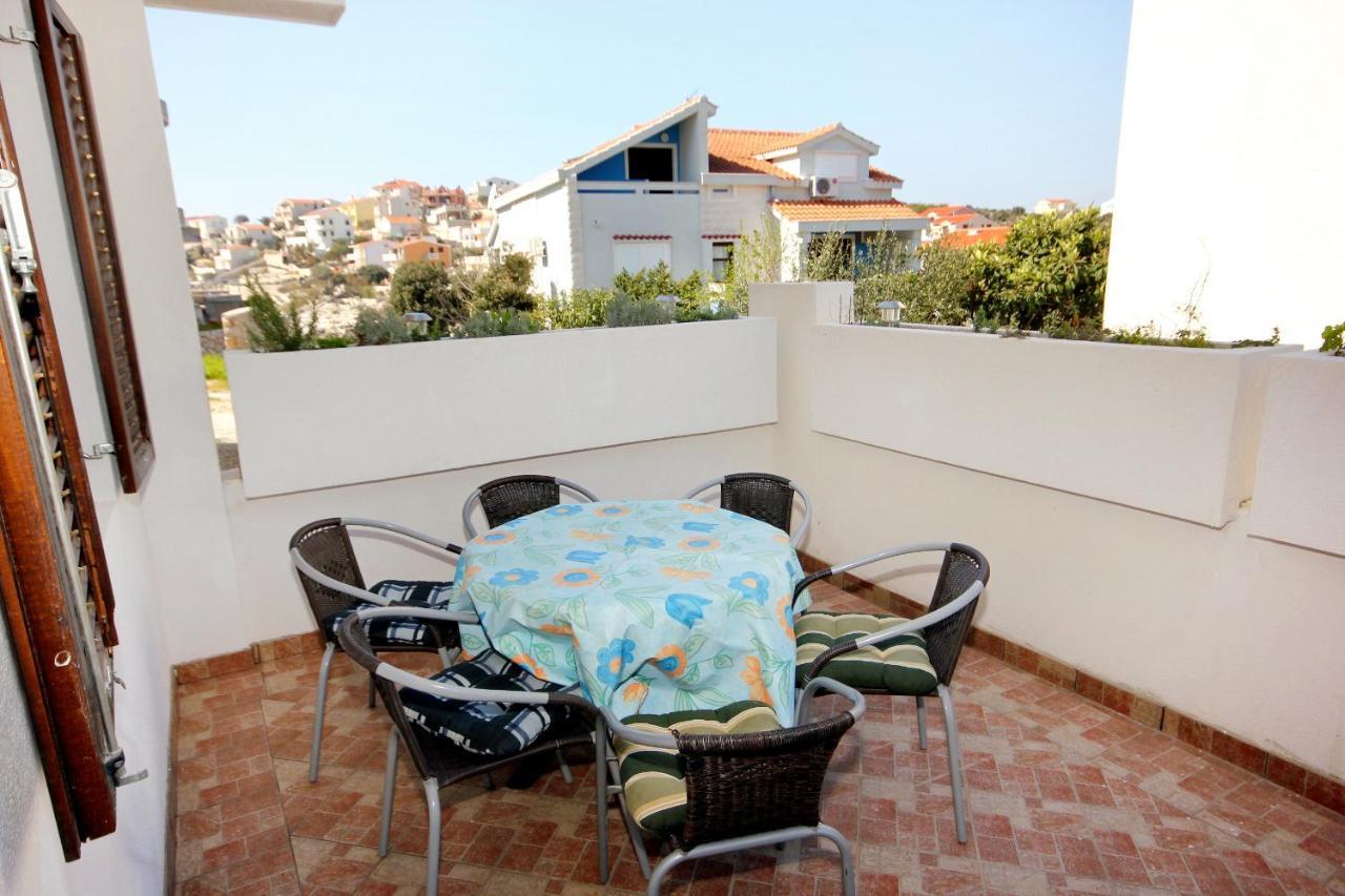 Apartments By The Sea Sevid, Trogir - 9468 Eksteriør billede