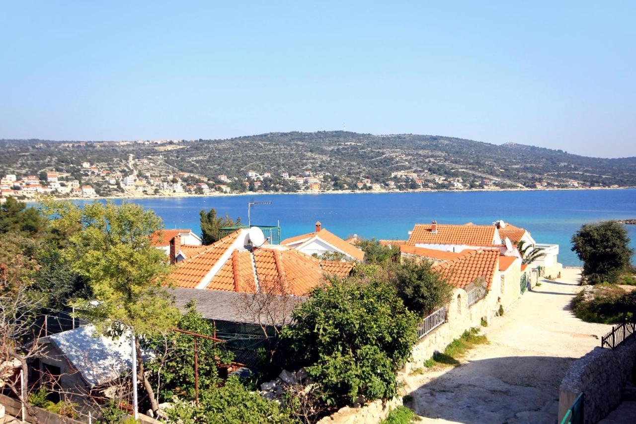 Apartments By The Sea Sevid, Trogir - 9468 Eksteriør billede
